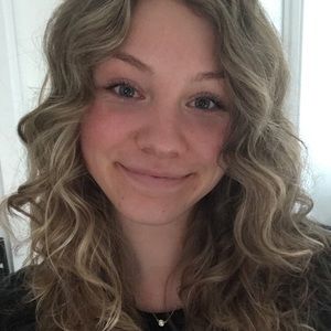 Meet your Posher, Addison